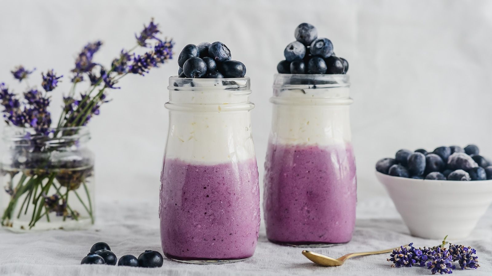 Borówkowa panna cotta