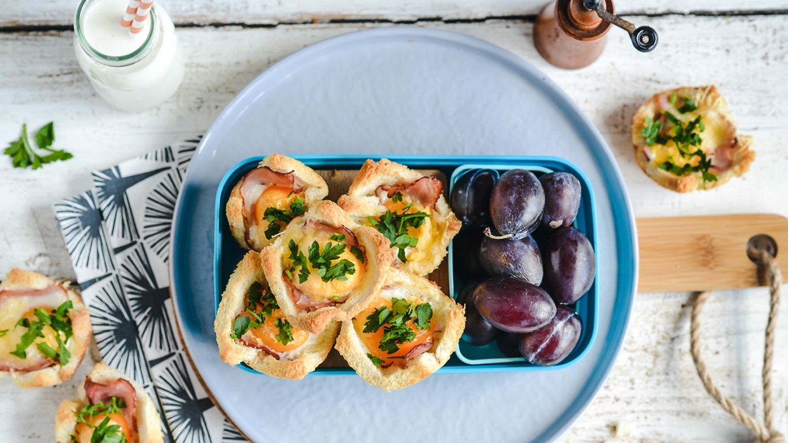 Kanapkowe muffinki z jajkiem sadzonym