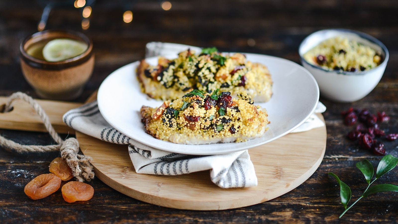 Karp zapiekany z kaszą jaglaną i bakaliami