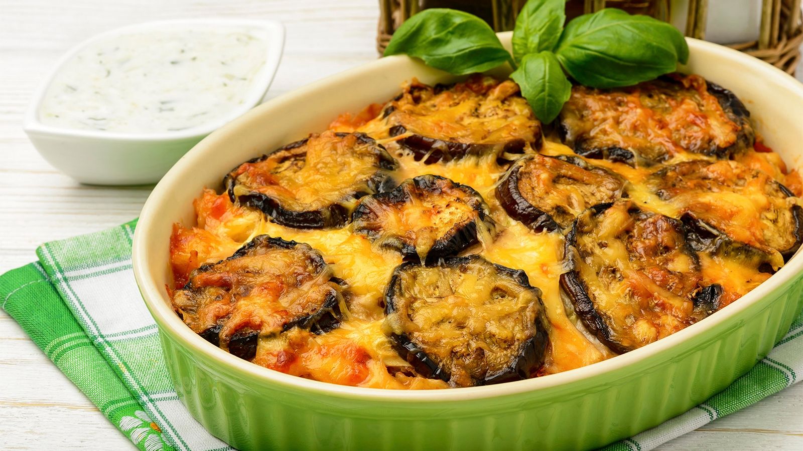 Musaka - grecka zapiekanka na Twoim talerzu