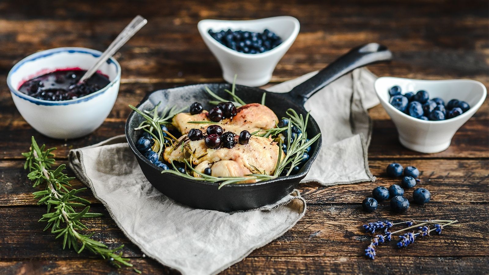 Pierś z kurczaka w borówkowej glazurze