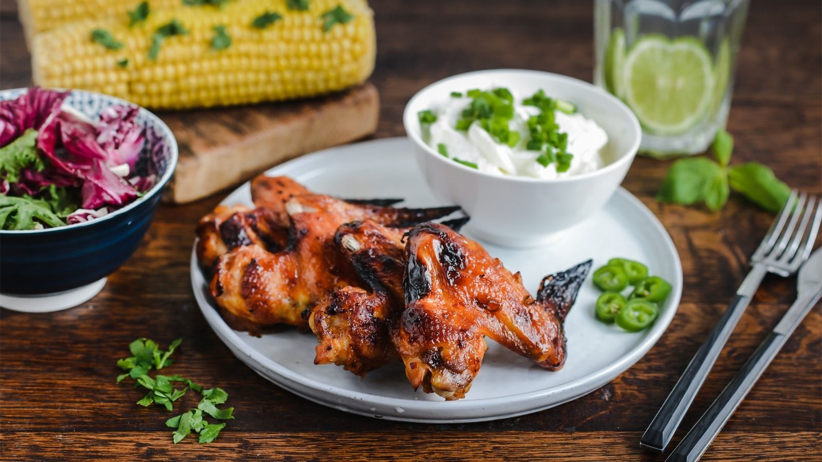 Skrzydełka z kurczaka w sosie barbecue na bazie Coca-Coli