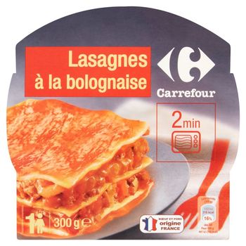 Carrefour Płaty makaronu przekładane farszem z mięsa i sosem pomidorowo-warzywnym 300 g