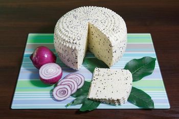 Ser Koryciński Swojski z czarnuszką "Bielec"